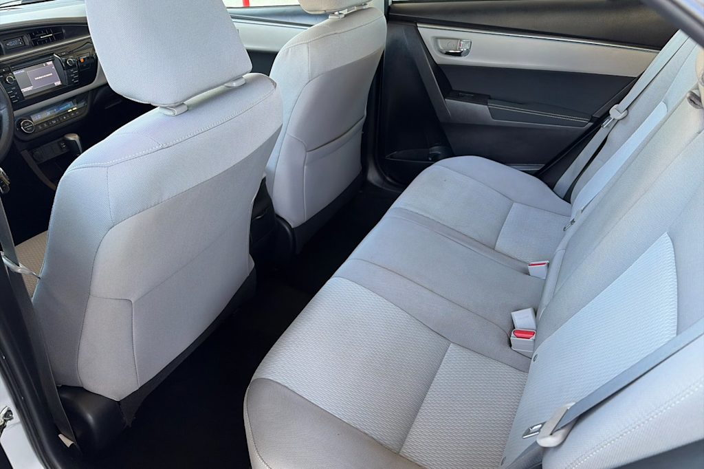Thumbnail: 2016 Toyota Corolla - 10