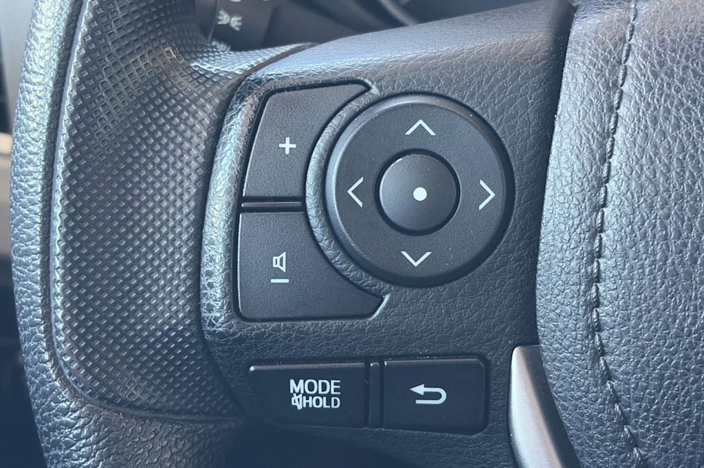 Thumbnail: 2016 Toyota Corolla - 26
