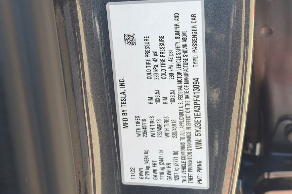 Thumbnail: 2023 Tesla Model 3 - 14