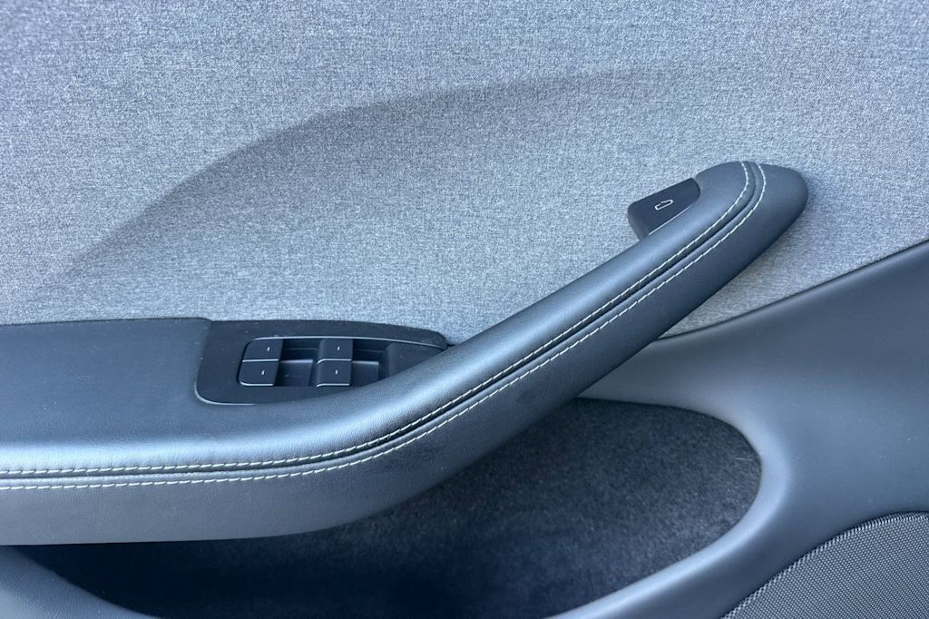 Thumbnail: 2024 Tesla Model 3 - 19