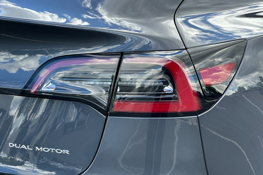 Thumbnail: 2022 Tesla Model 3 - 30