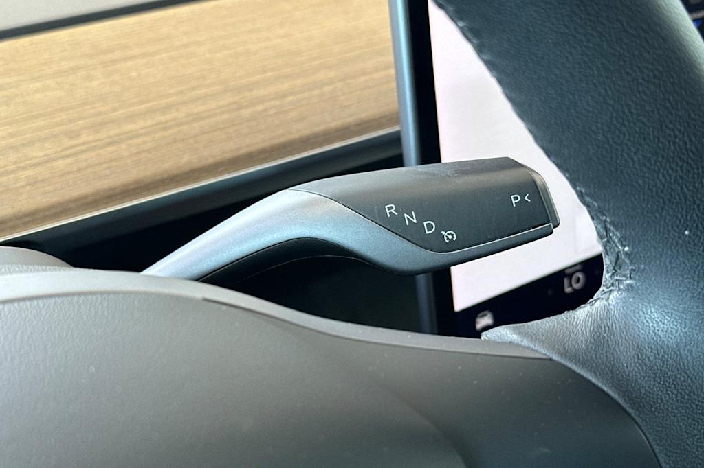 Thumbnail: 2022 Tesla Model 3 - 25