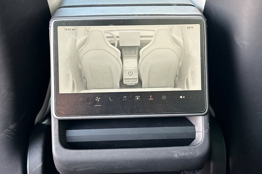 Thumbnail: 2024 Tesla Model 3 - 18