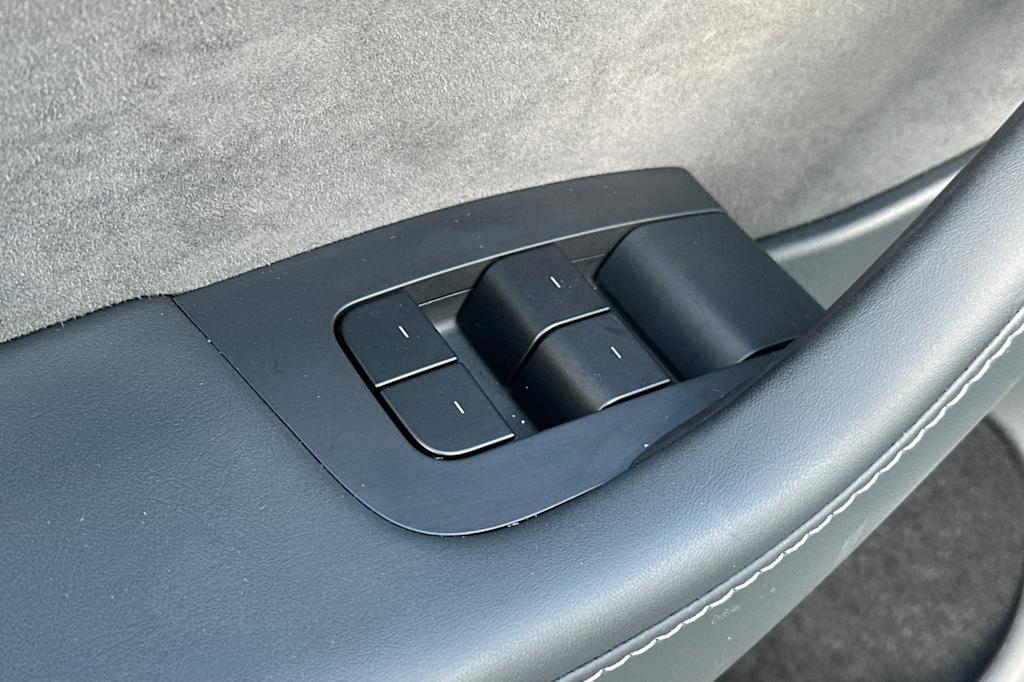 Thumbnail: 2025 Tesla Model Y - 7