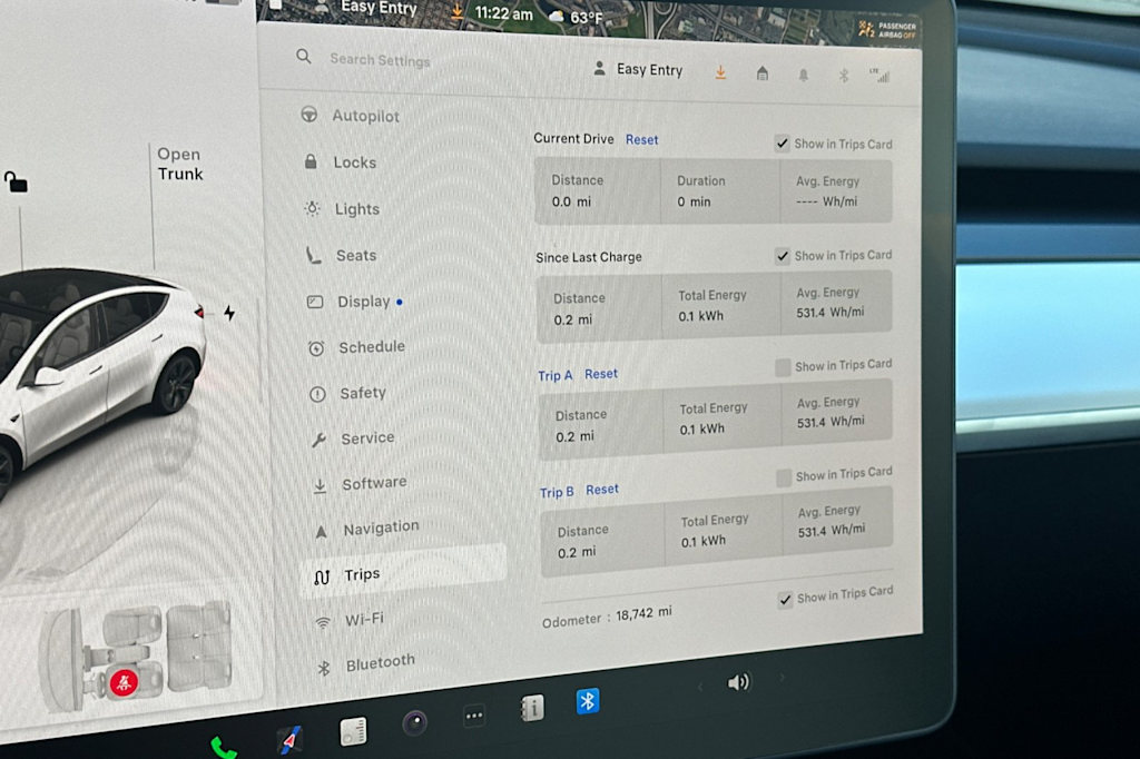 Thumbnail: 2025 Tesla Model Y - 15