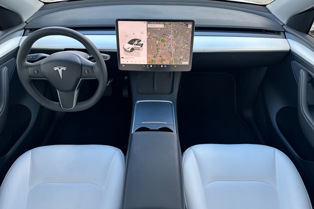 Thumbnail: 2025 Tesla Model Y - 2