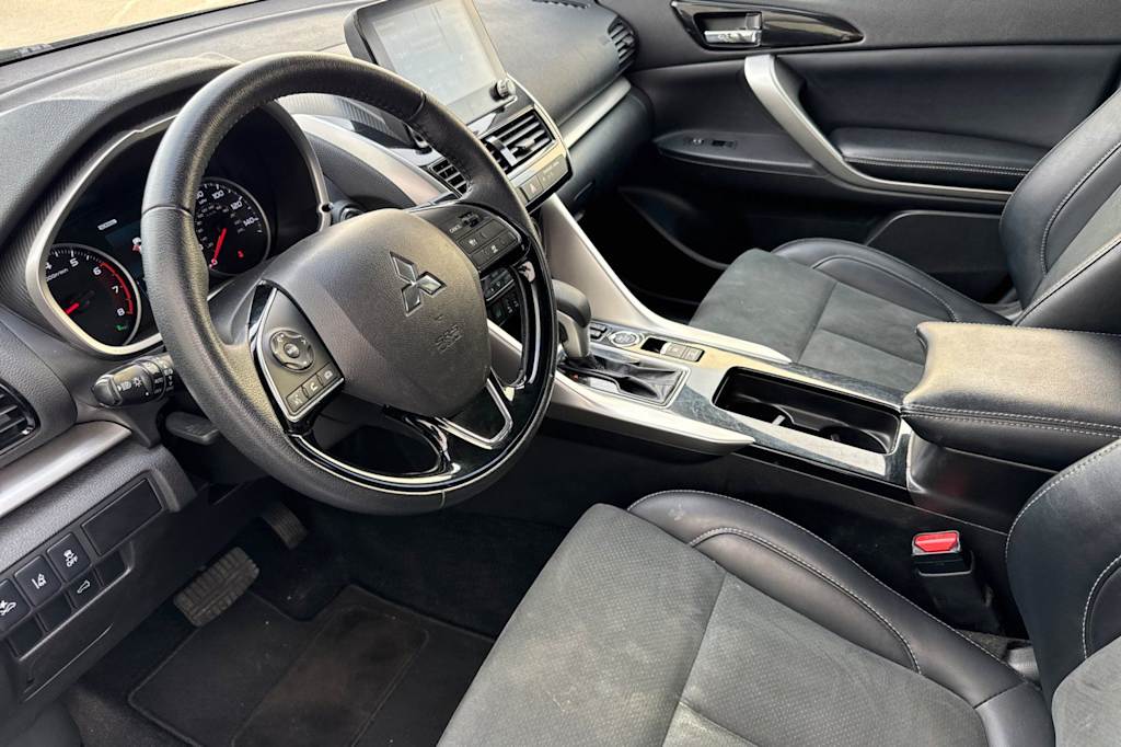 Thumbnail: 2024 Mitsubishi Eclipse Cross - 8