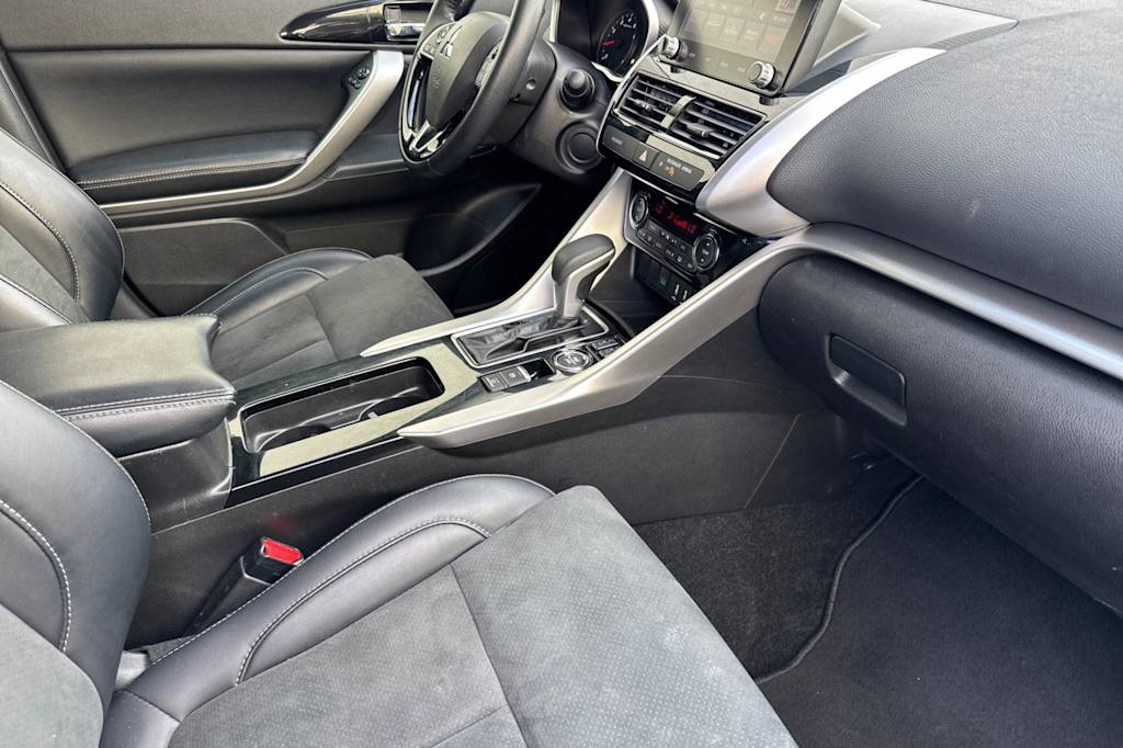 Thumbnail: 2024 Mitsubishi Eclipse Cross - 12