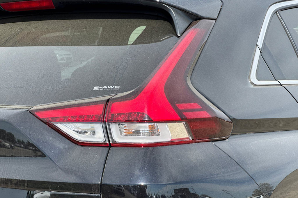 Thumbnail: 2024 Mitsubishi Eclipse Cross - 32