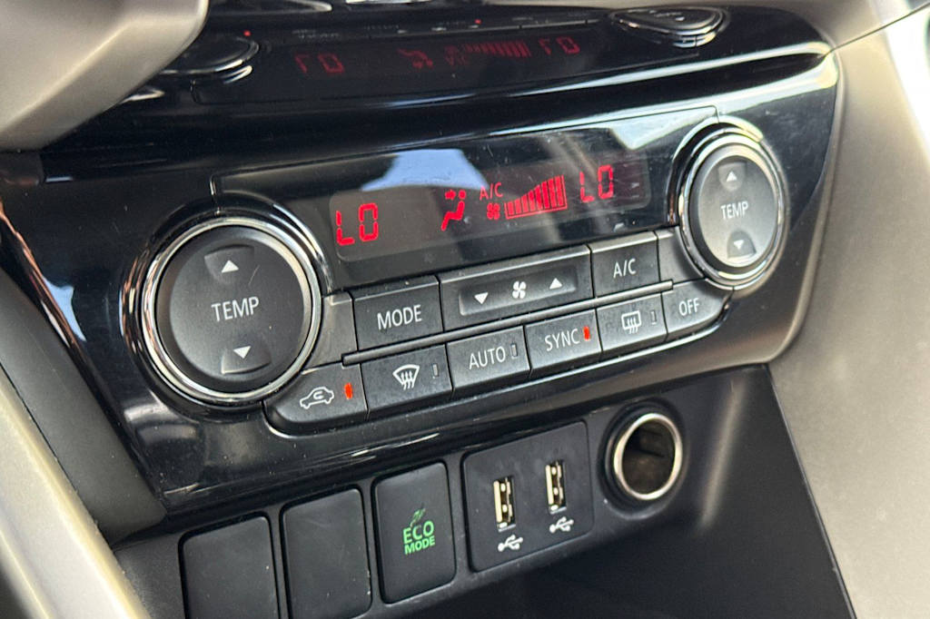 Thumbnail: 2024 Mitsubishi Eclipse Cross - 27