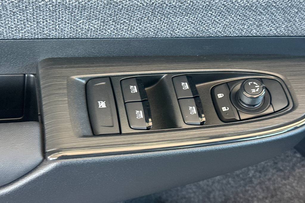 Thumbnail: 2026 Subaru Outback - 21
