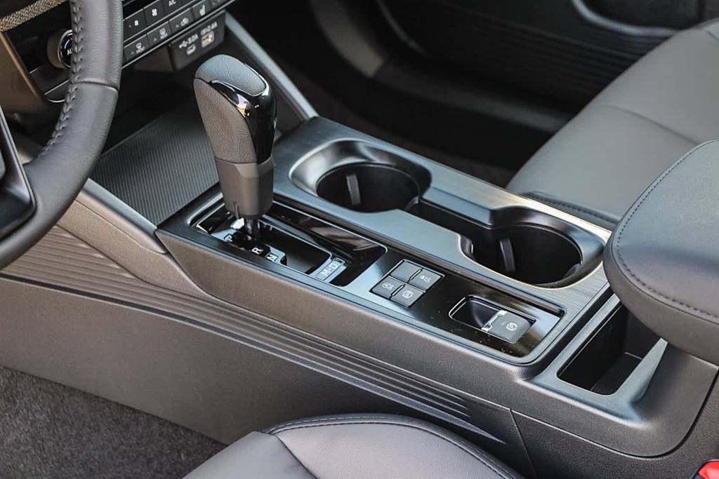 Thumbnail: 2026 Subaru Outback - 13