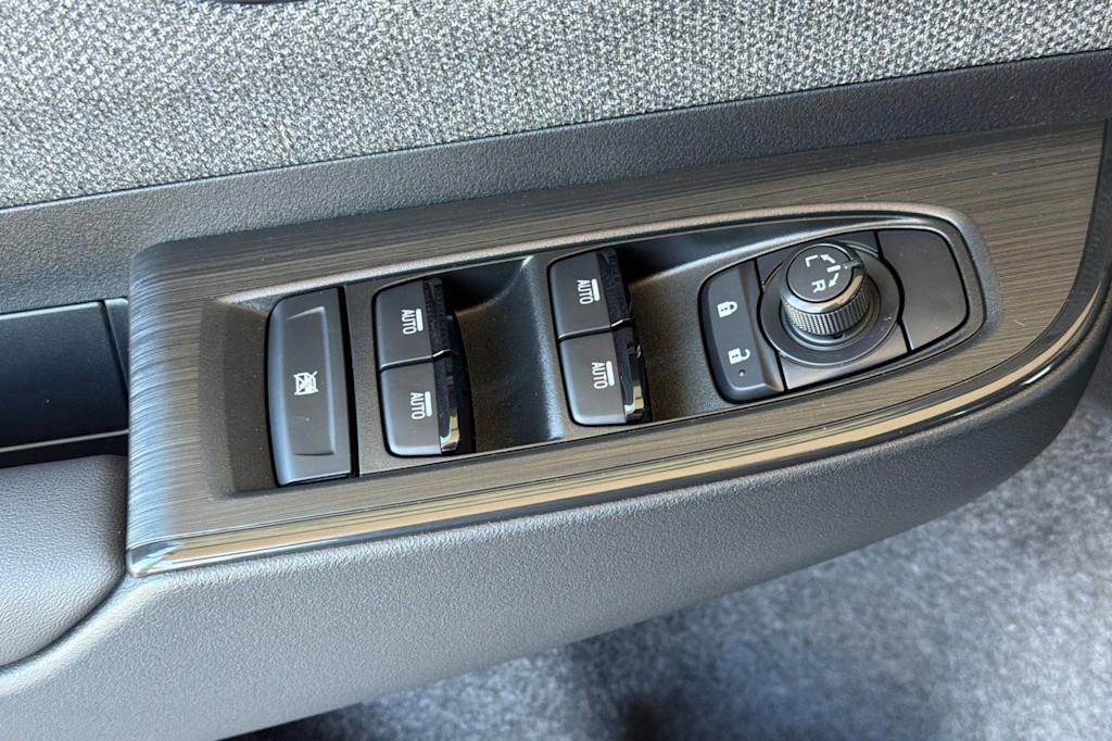 Thumbnail: 2026 Subaru Outback - 21