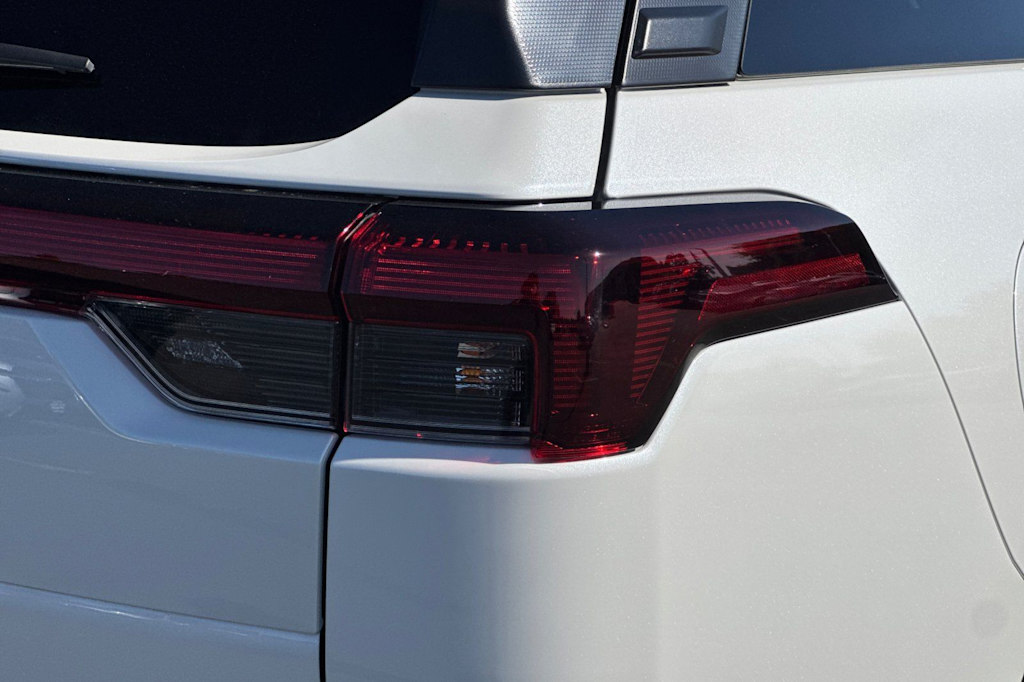 Thumbnail: 2026 Subaru Outback - 7