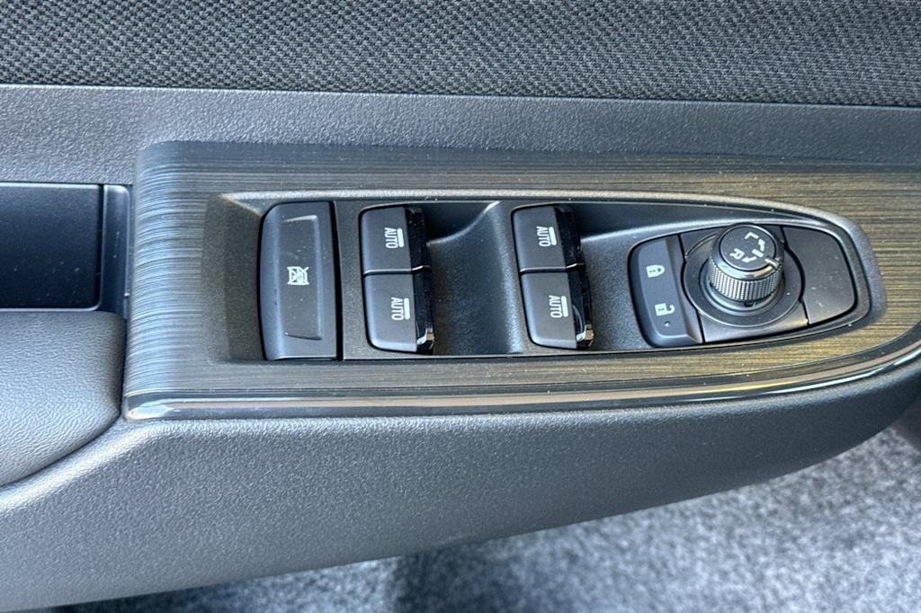 Thumbnail: 2026 Subaru Outback - 20