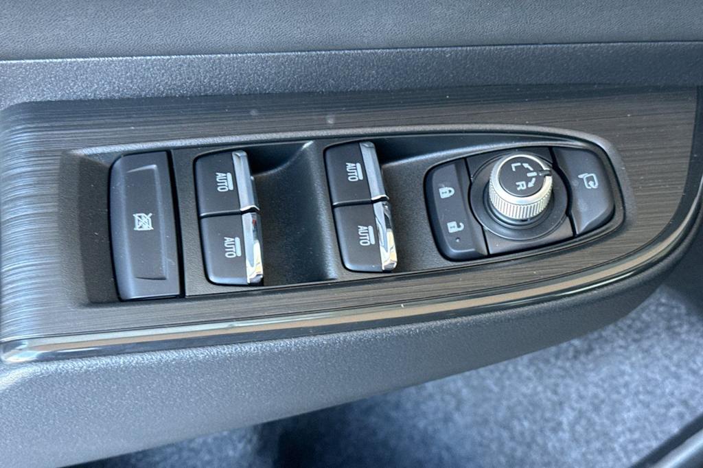 Thumbnail: 2026 Subaru Outback - 20
