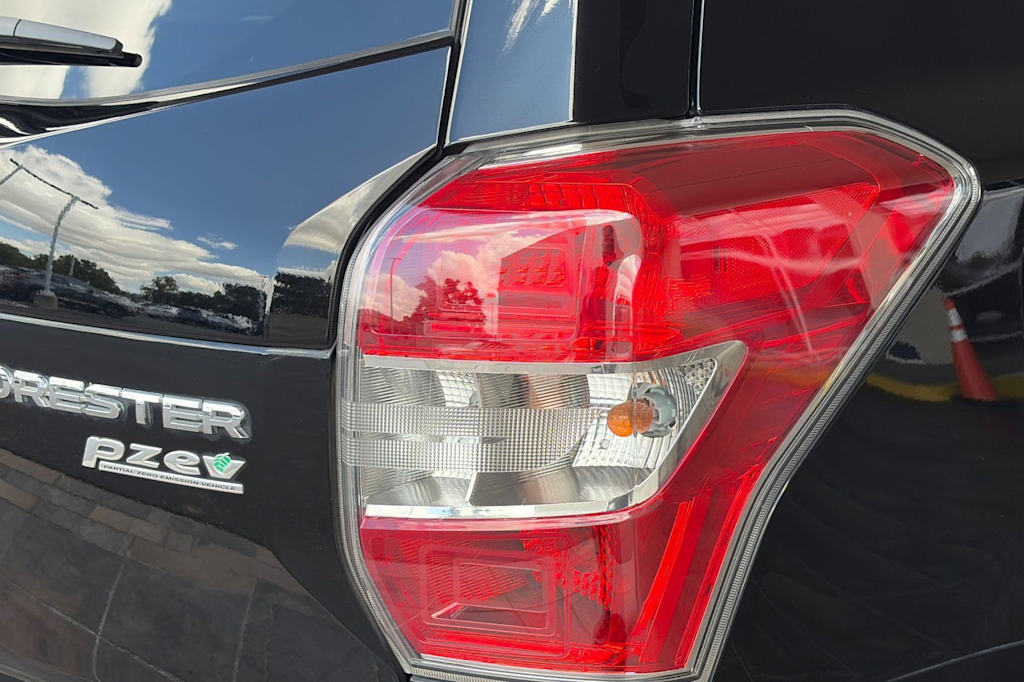 Thumbnail: 2015 Subaru Forester - 30