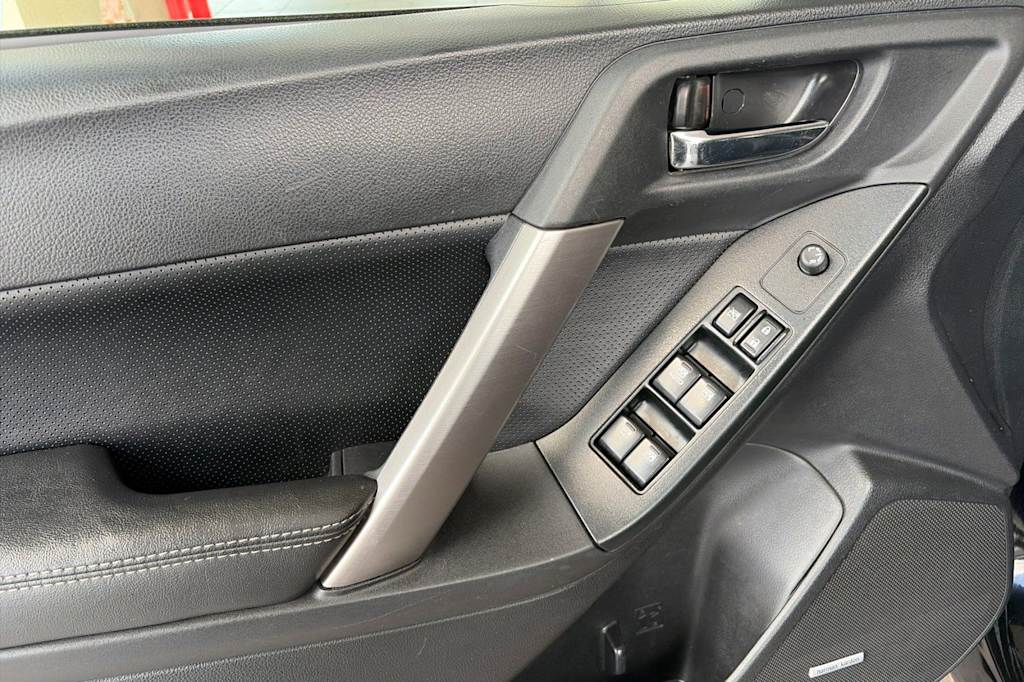 Thumbnail: 2015 Subaru Forester - 20