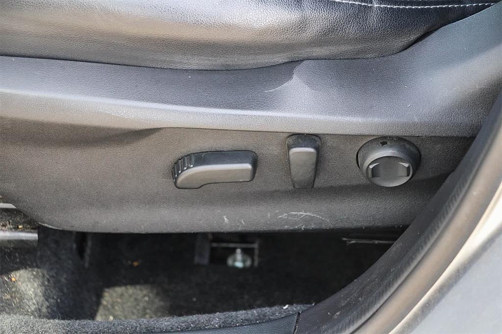 Thumbnail: 2020 Subaru Forester - 21