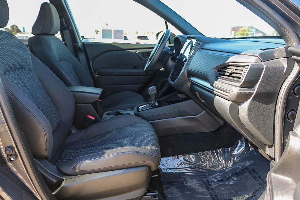 Thumbnail: 2025 Subaru Forester - 9
