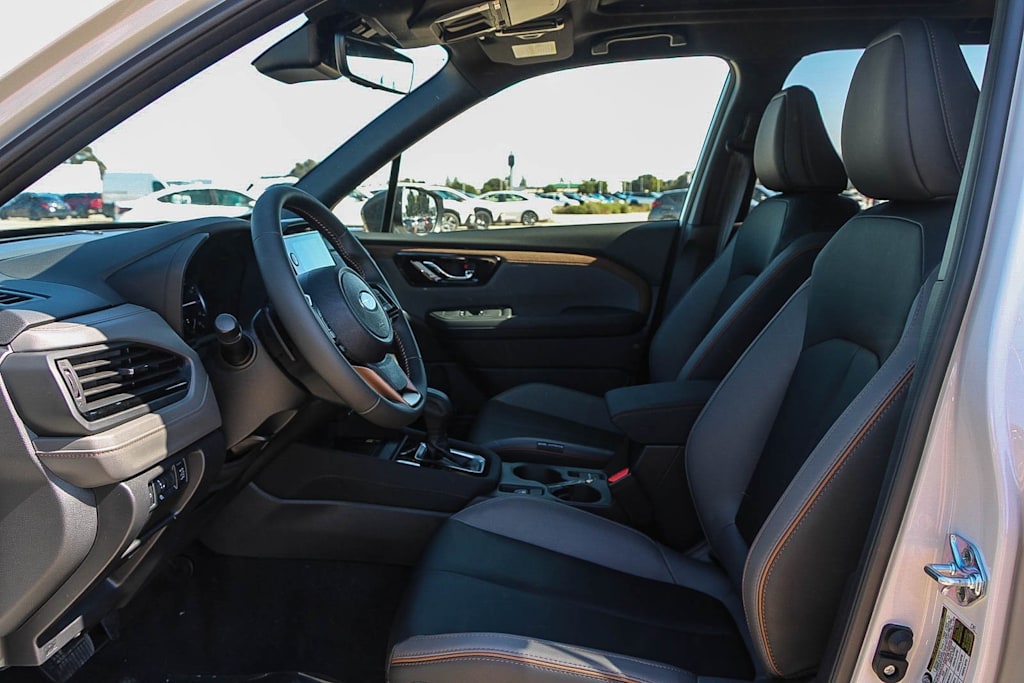 Thumbnail: 2025 Subaru Forester - 9