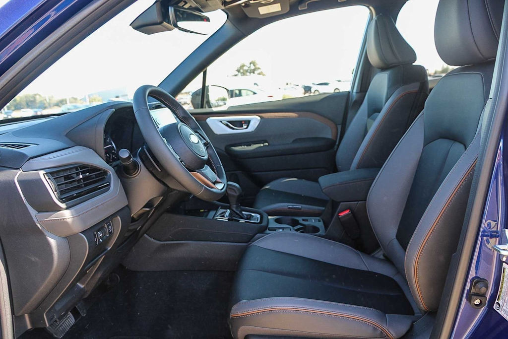 Thumbnail: 2025 Subaru Forester - 9