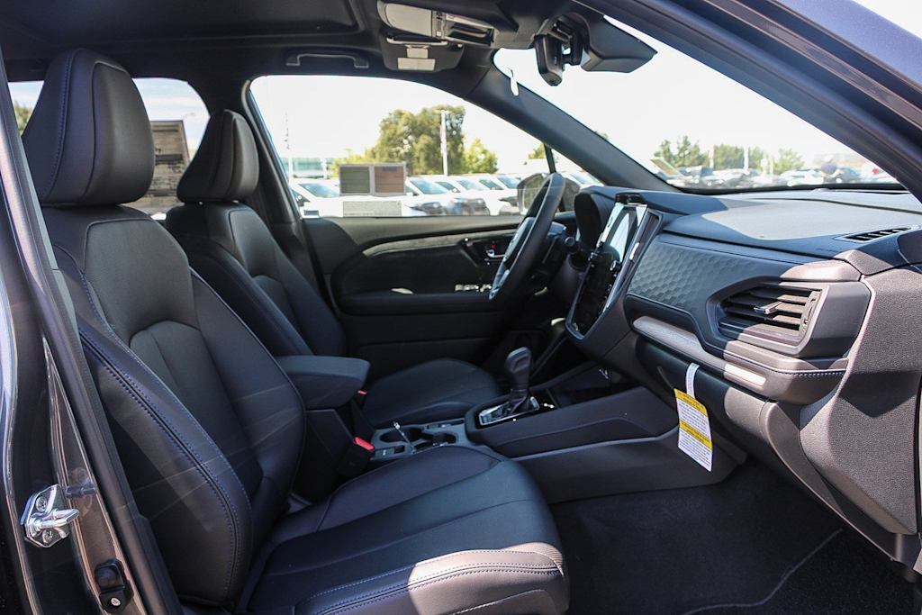Thumbnail: 2025 Subaru Forester - 10