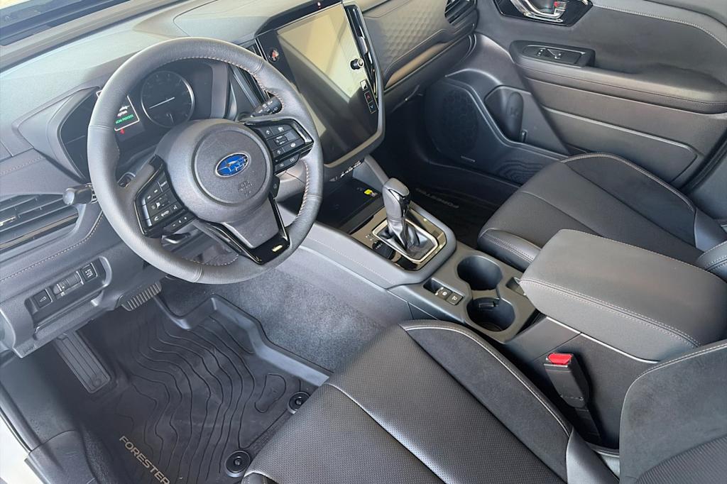 Thumbnail: 2025 Subaru Forester - 8