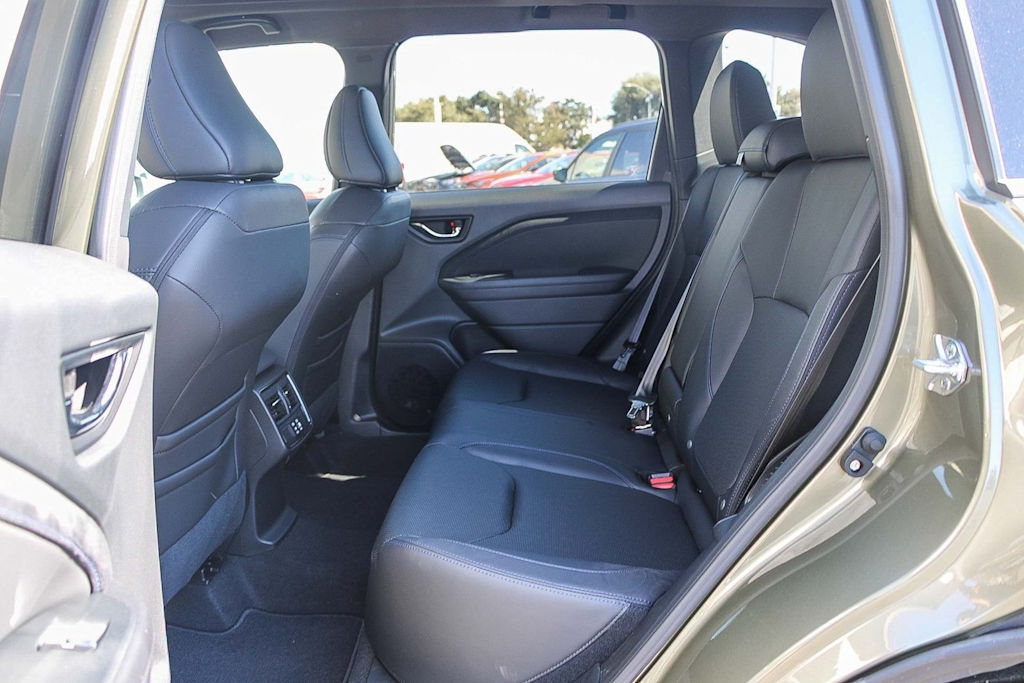 Thumbnail: 2025 Subaru Forester - 10