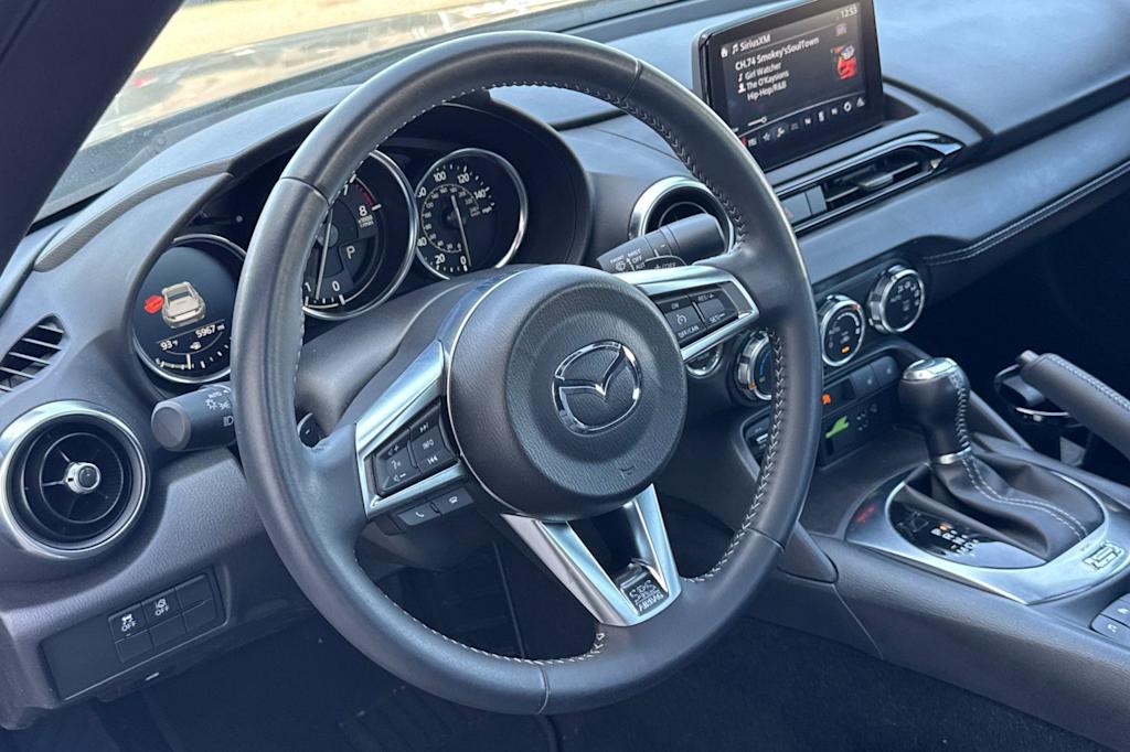 Thumbnail: 2023 Mazda MX-5 Miata - 10