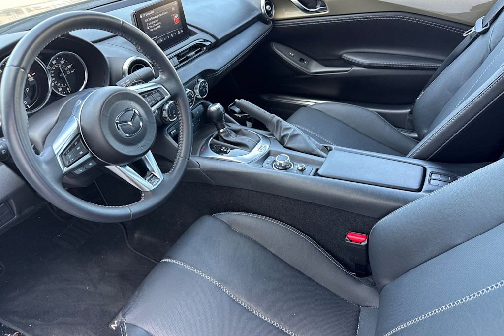 Thumbnail: 2023 Mazda MX-5 Miata - 8