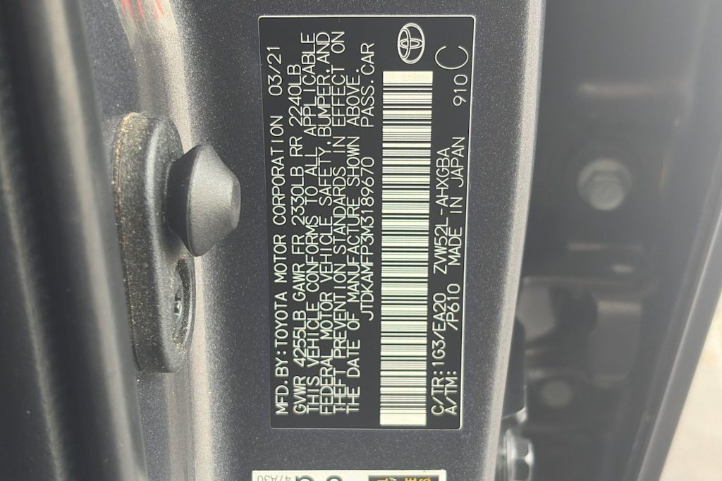 Thumbnail: 2021 Toyota Prius Prime - 31