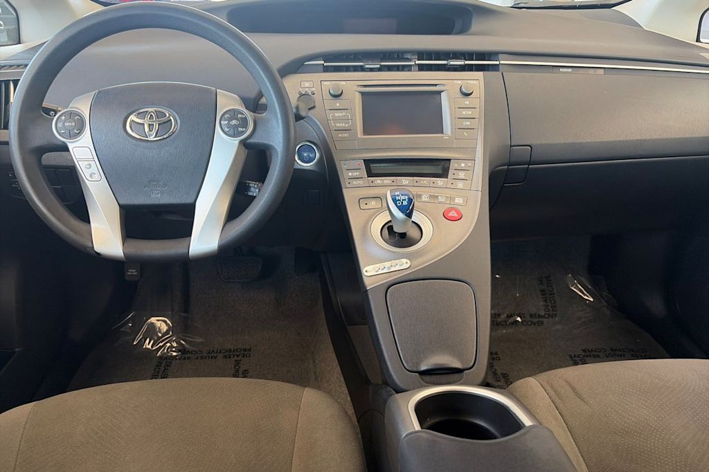 Thumbnail: 2015 Toyota Prius - 2