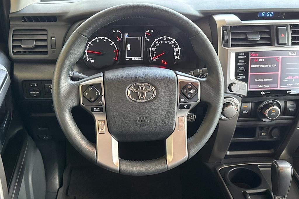 Thumbnail: 2022 Toyota 4Runner - 11