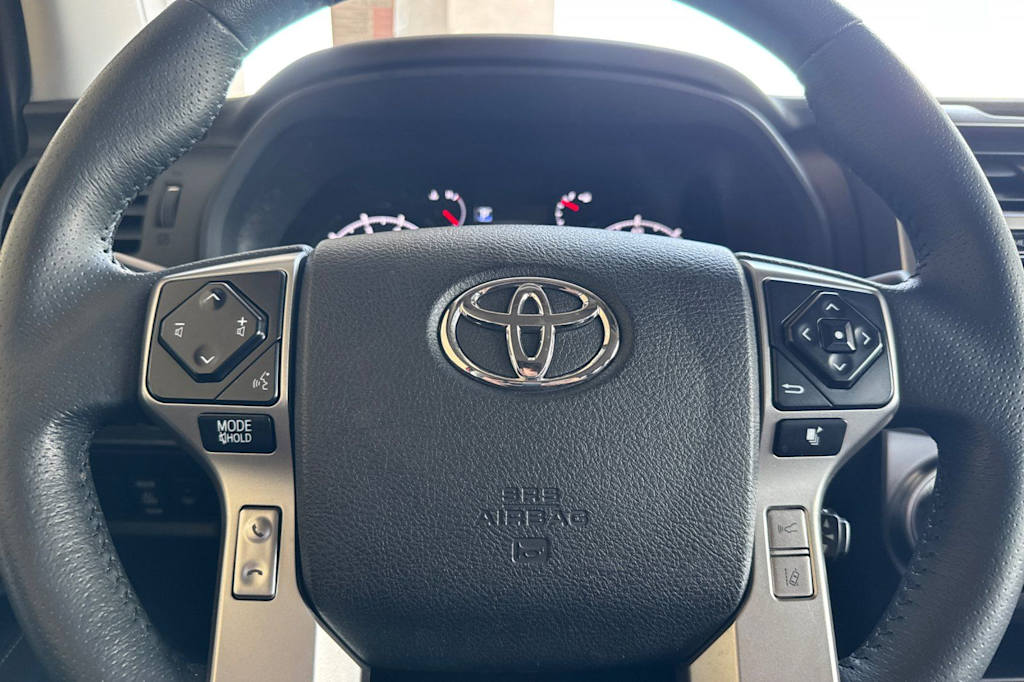Thumbnail: 2022 Toyota 4Runner - 29