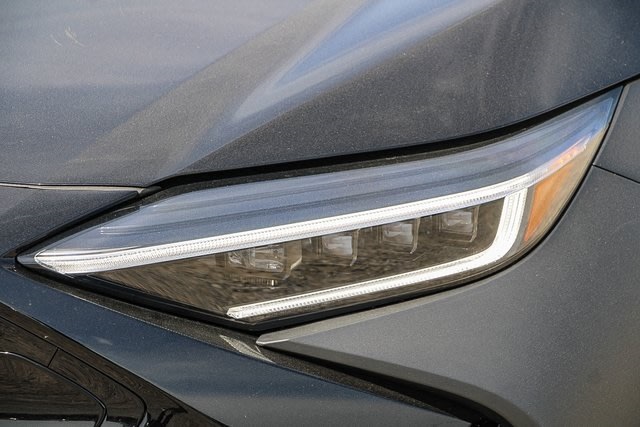 Thumbnail: 2025 Subaru Solterra - 18