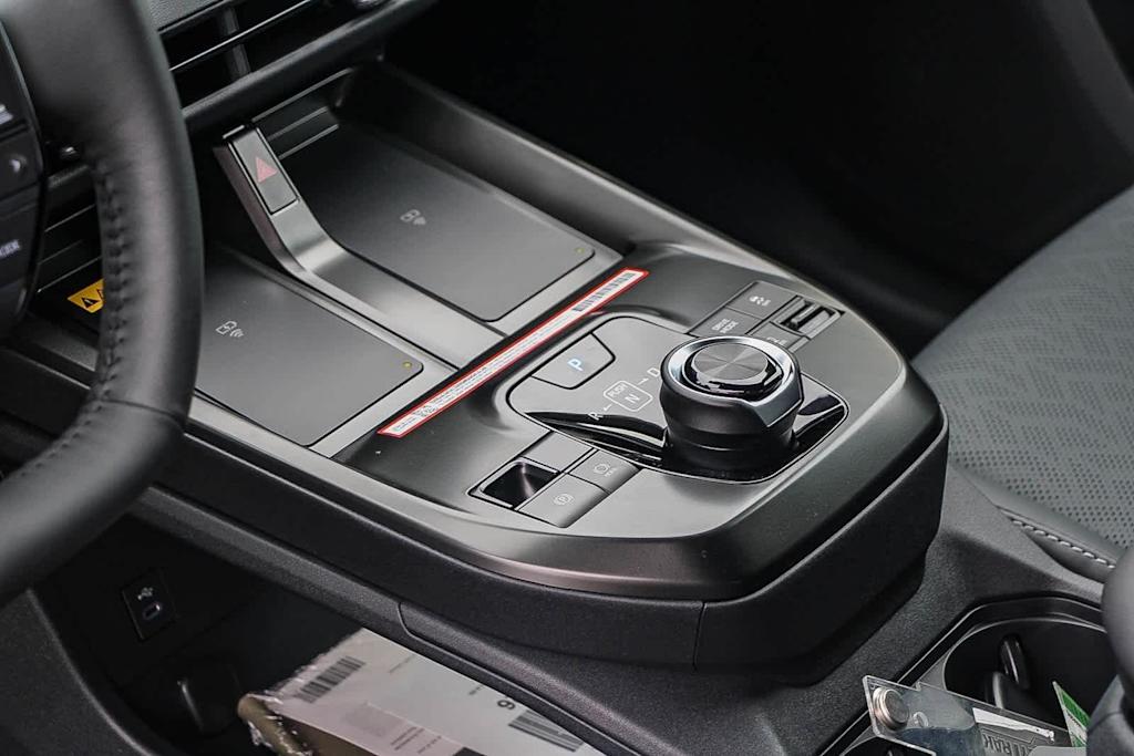 Thumbnail: 2026 Subaru Solterra - 13