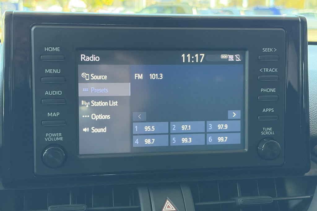 Thumbnail: 2019 Toyota RAV4 - 12