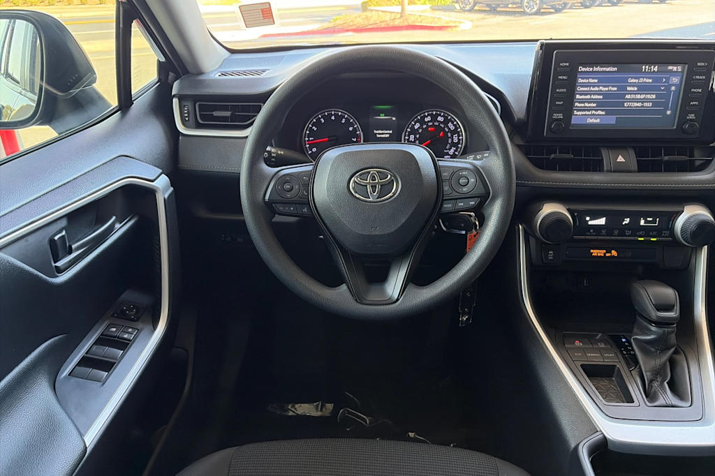 Thumbnail: 2019 Toyota RAV4 - 10