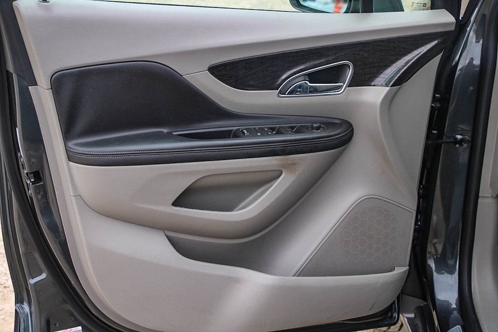 Thumbnail: 2016 Buick Encore - 23