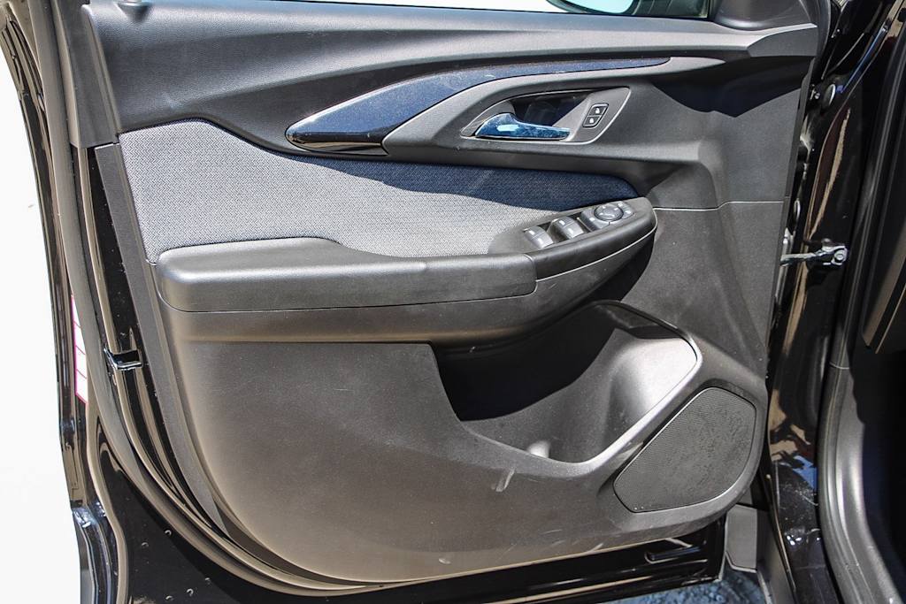 Thumbnail: 2021 Chevrolet TrailBlazer - 20