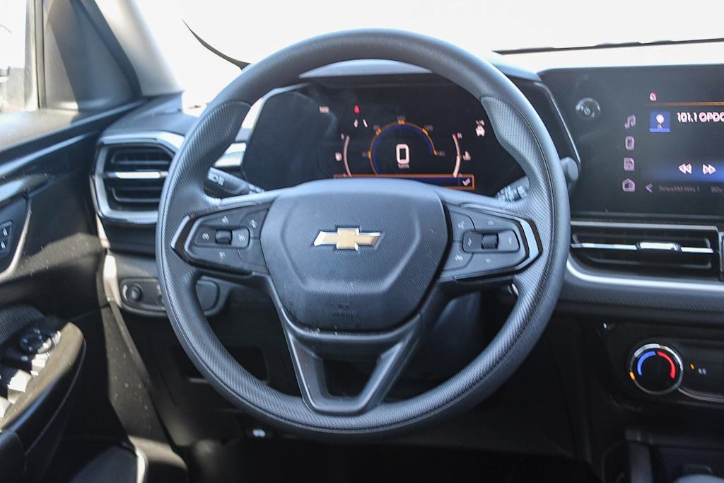 Thumbnail: 2024 Chevrolet TrailBlazer - 13
