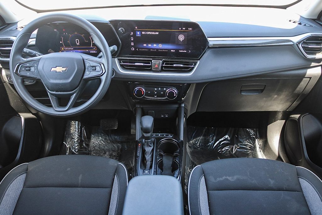 Thumbnail: 2024 Chevrolet TrailBlazer - 2