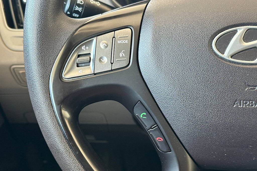 Thumbnail: 2015 Hyundai Tucson - 27
