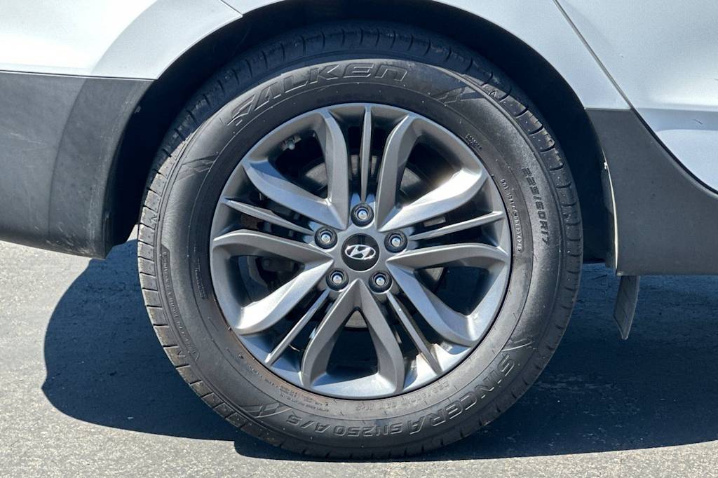 Thumbnail: 2015 Hyundai Tucson - 7