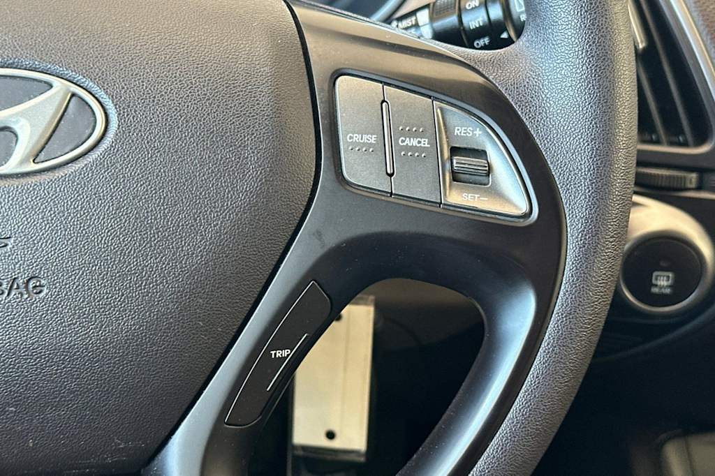 Thumbnail: 2015 Hyundai Tucson - 28