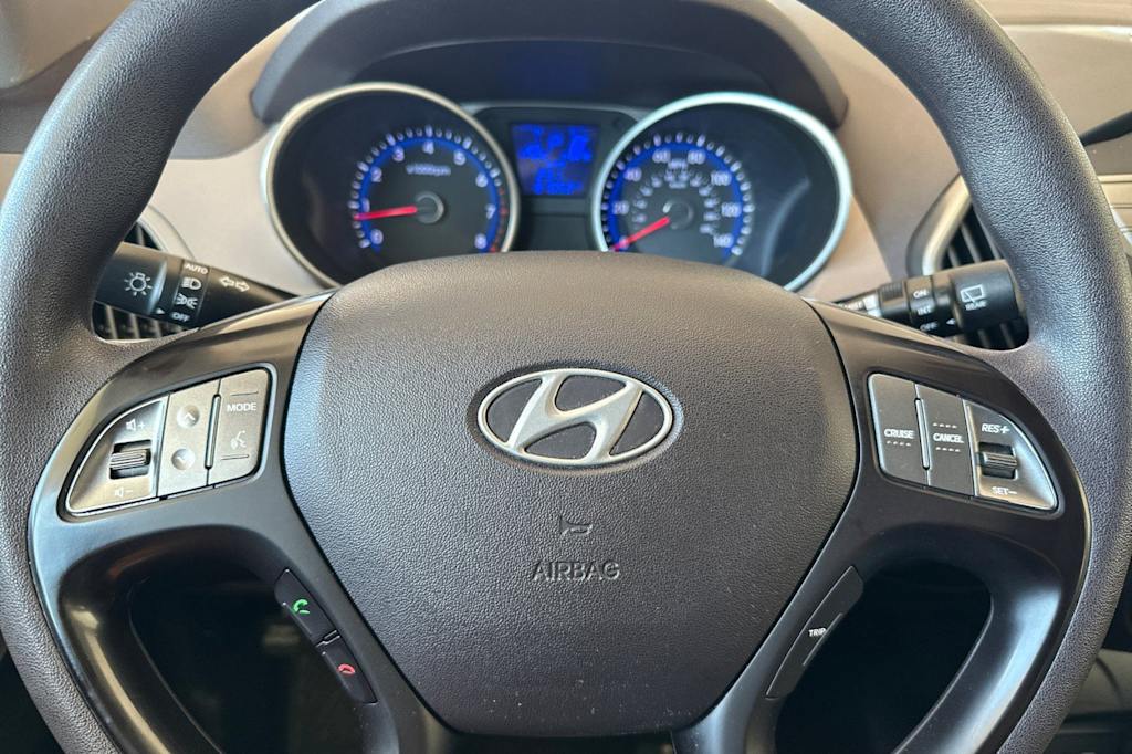 Thumbnail: 2015 Hyundai Tucson - 26