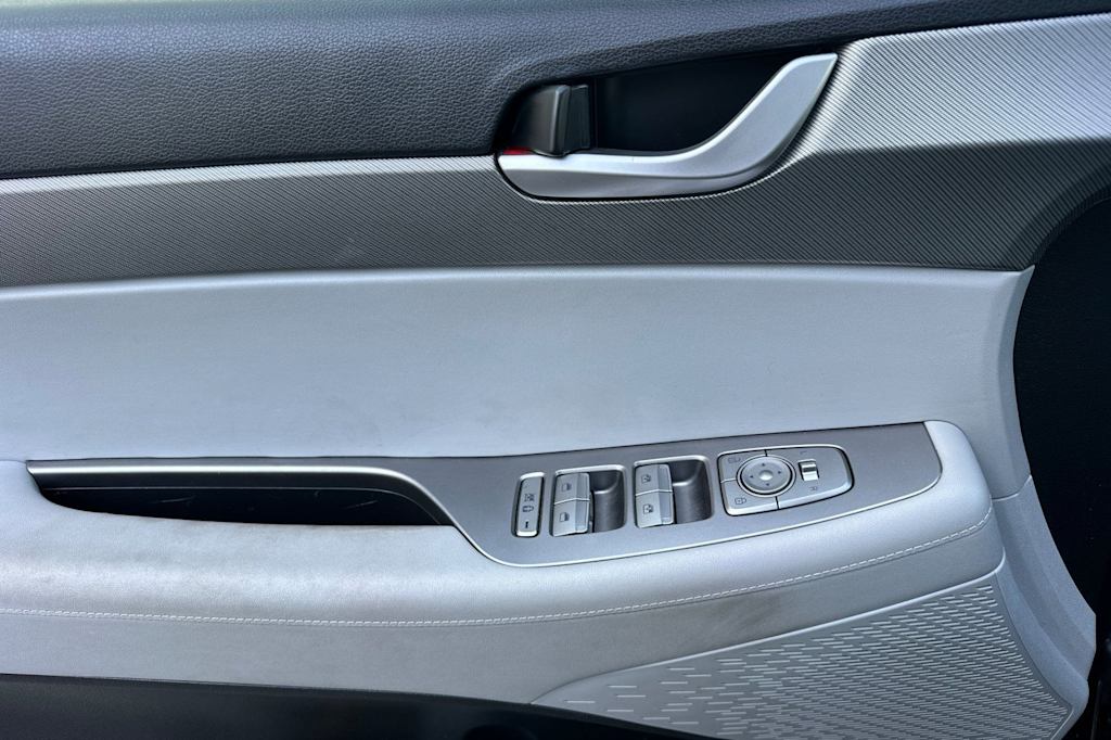 Thumbnail: 2023 Hyundai Palisade - 22