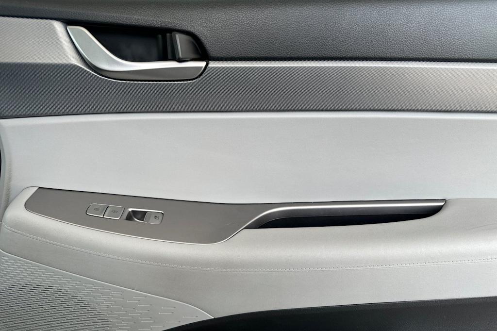 Thumbnail: 2021 Hyundai Palisade - 24
