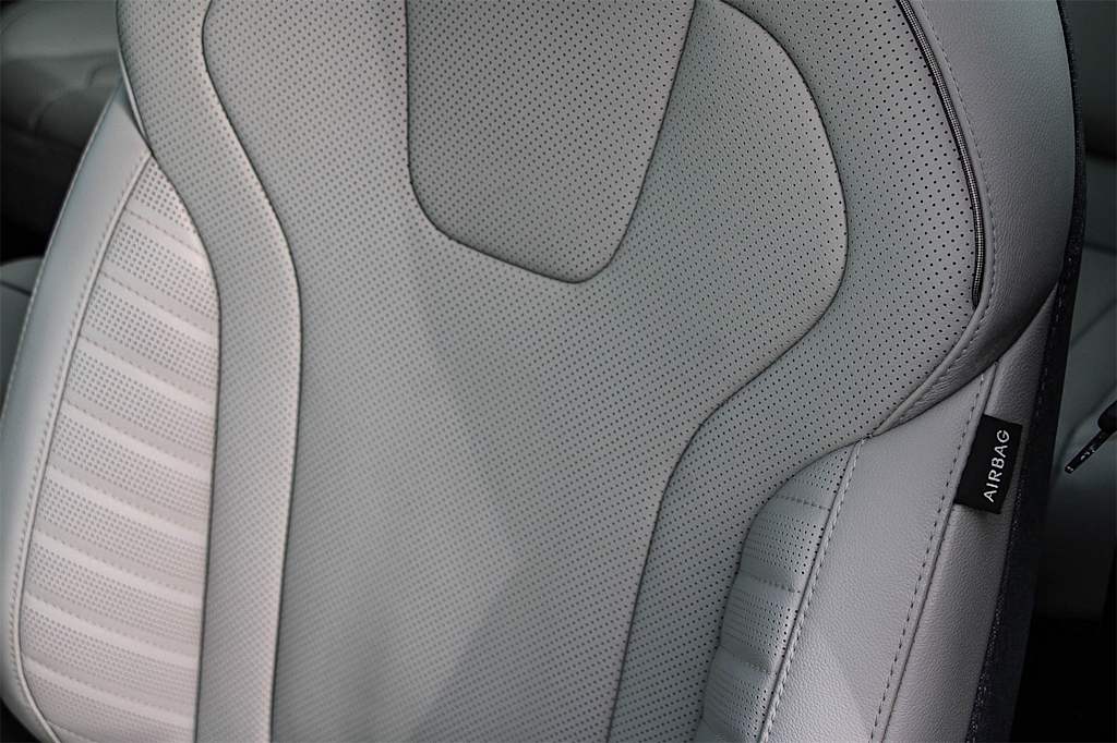 Thumbnail: 2023 Hyundai Elantra - 26